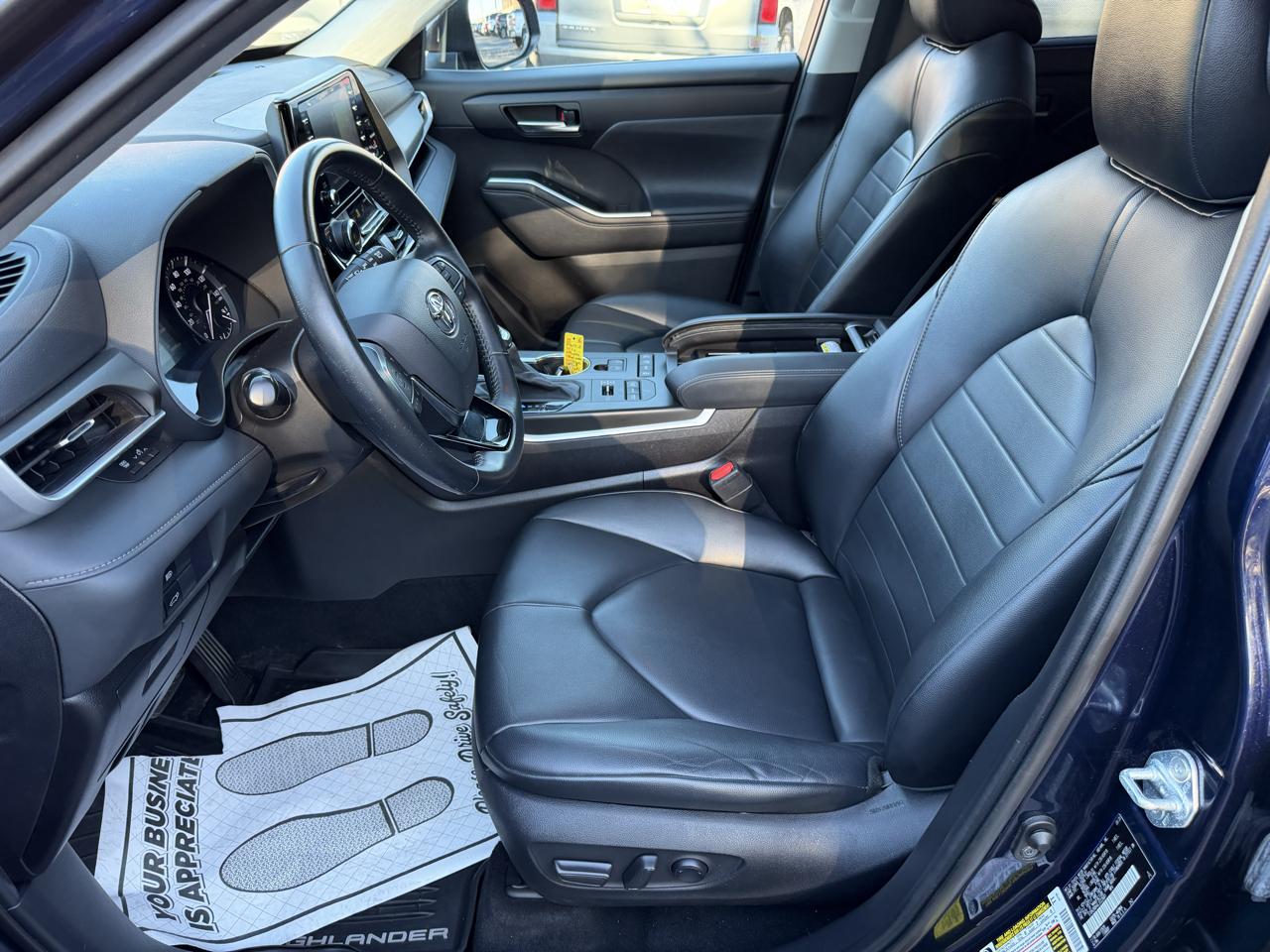 Toyota Highlander XLE AWD (Natl) 2020