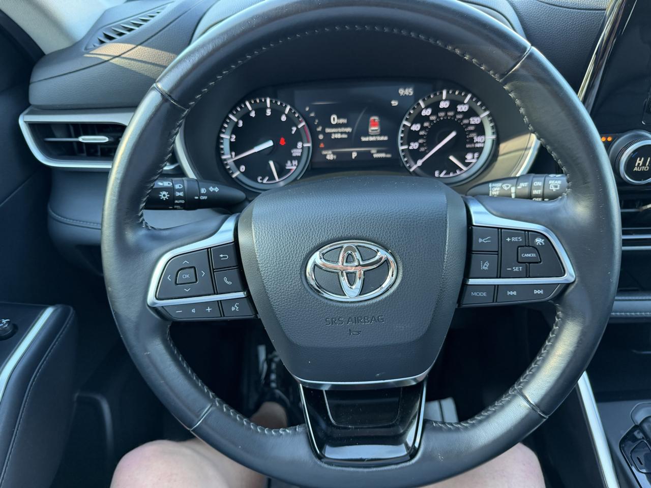 Toyota Highlander XLE AWD (Natl) 2020
