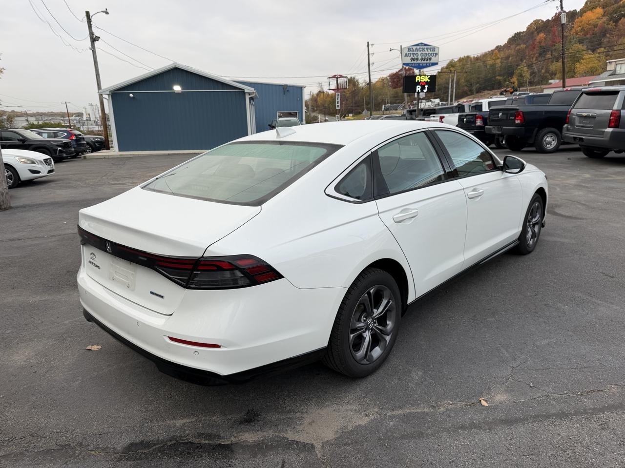 Honda Accord Hybrid EX-L Sedan 2024