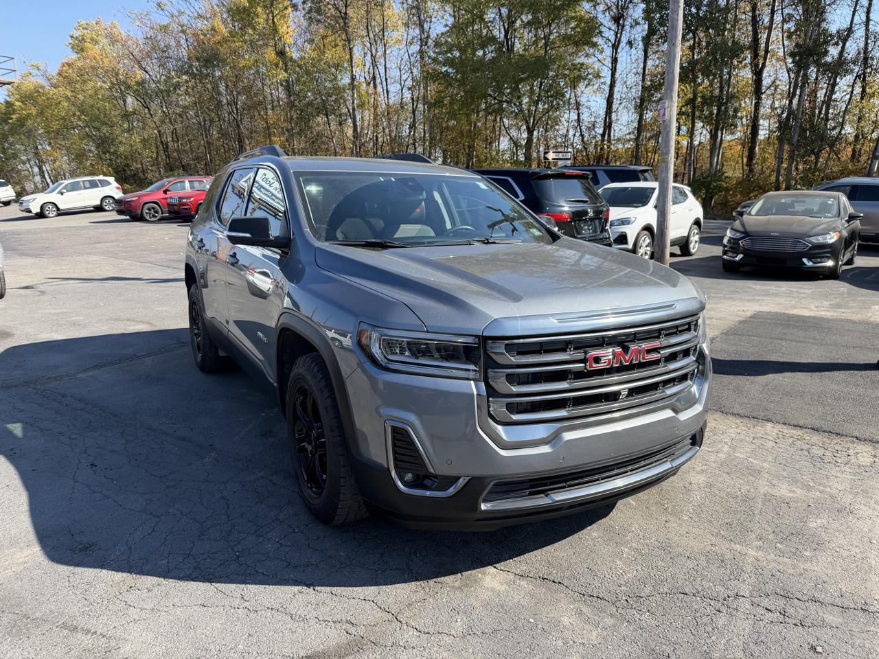 GMC Acadia AWD 4dr AT4 2022