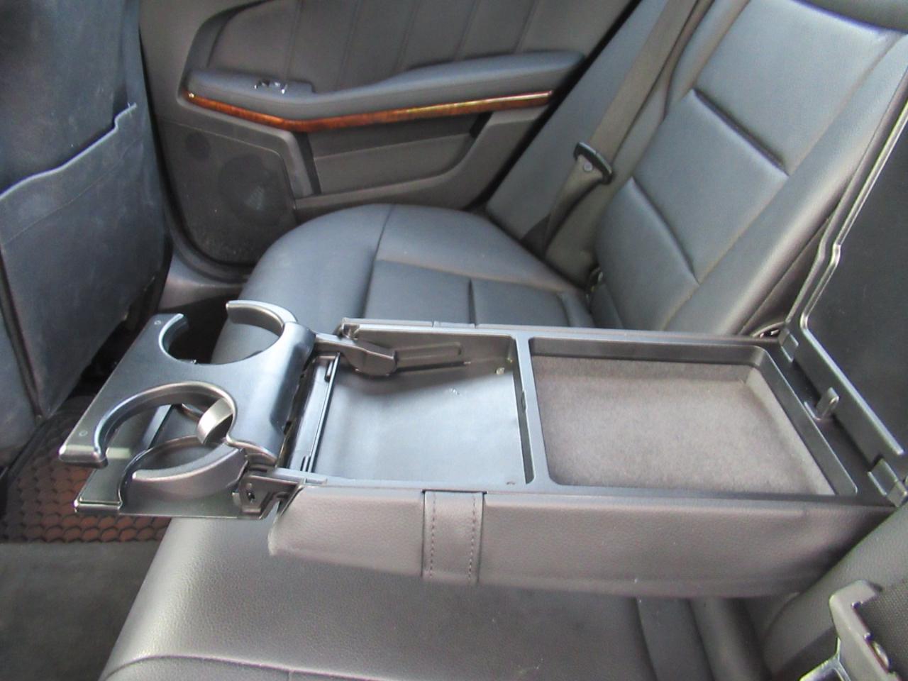 Mercedes-Benz E-Class E350 Sedan 4MATIC 2011