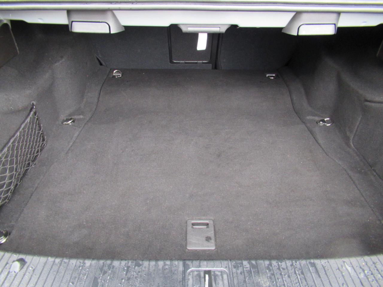 Mercedes-Benz E-Class E350 Sedan 4MATIC 2011