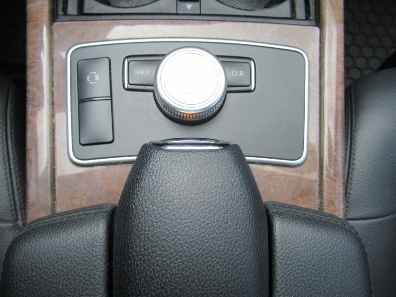 Mercedes-Benz E-Class E350 Sedan 4MATIC 2011