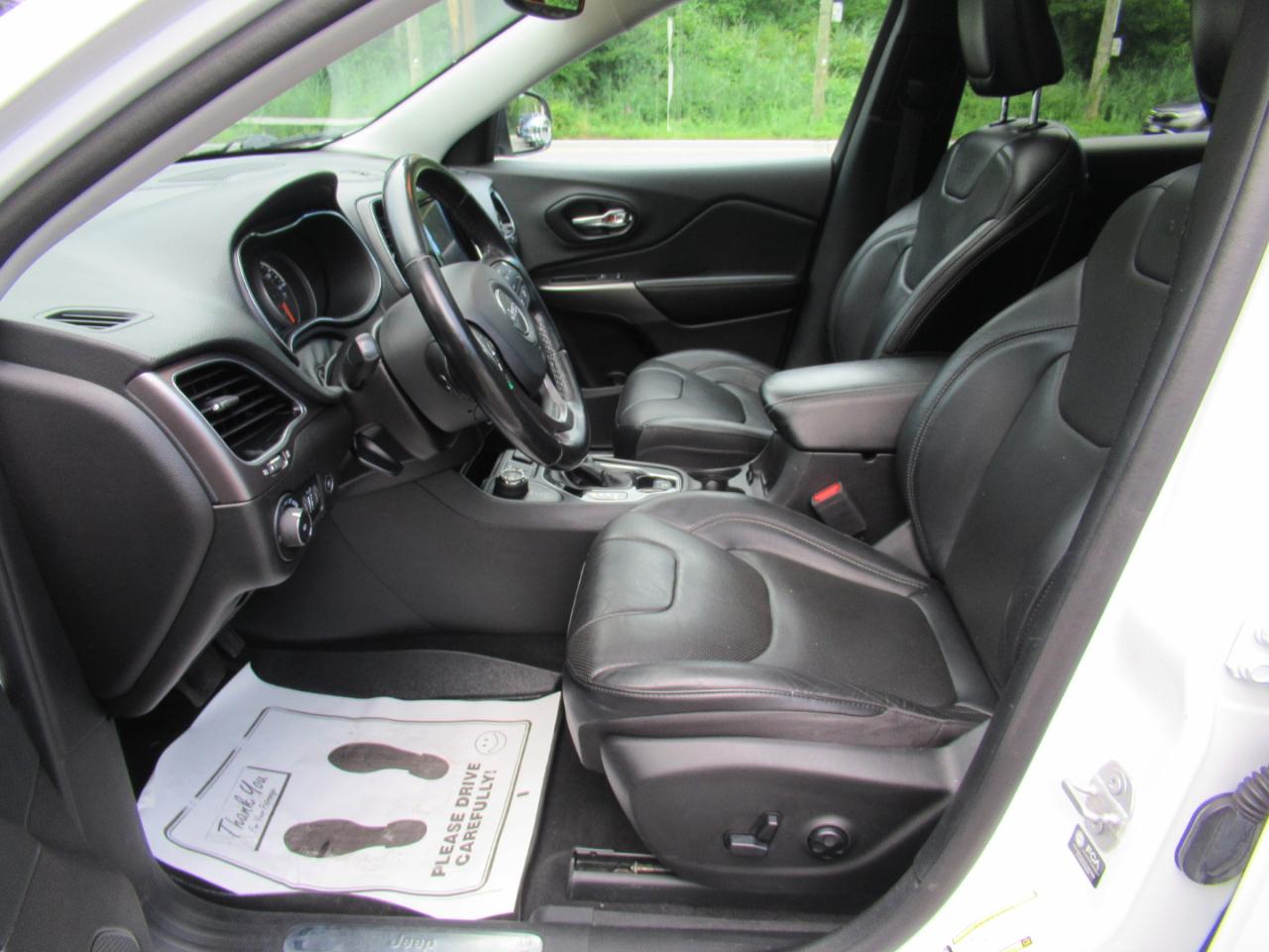 Jeep Cherokee Limited 4WD 2021
