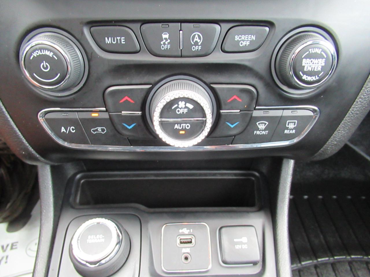 Jeep Cherokee Limited 4WD 2021