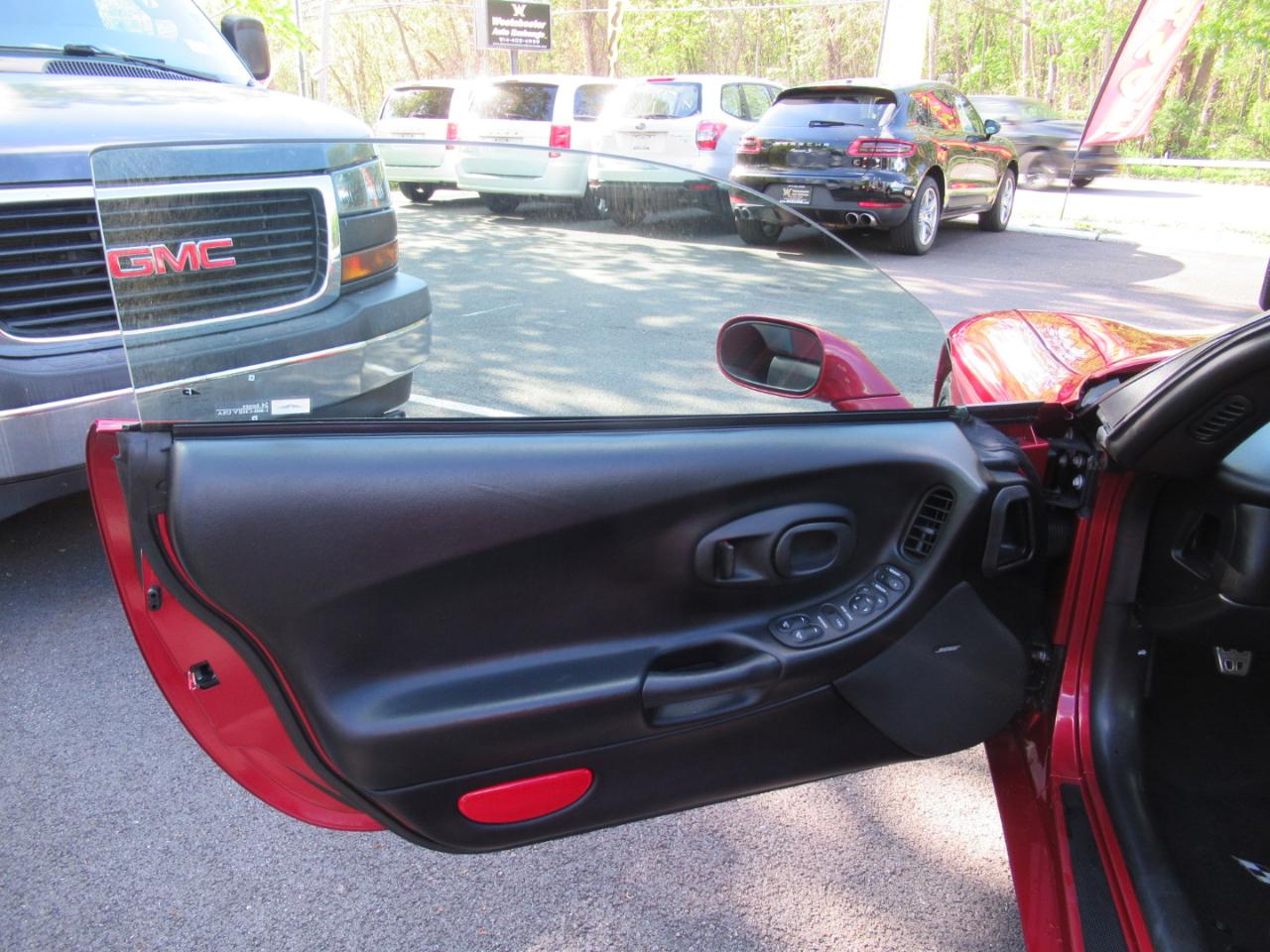 Chevrolet Corvette Coupe 2001