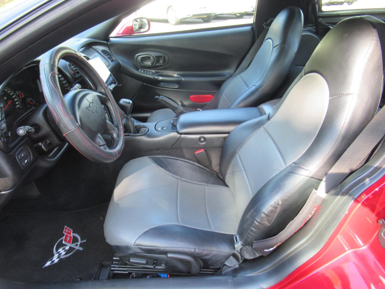 Chevrolet Corvette Coupe 2001