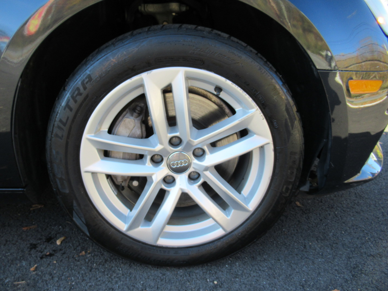 Audi A4 2.0T Premium quattro Sedan 2017 Audi A4 2.0T Premium quattro Sedan 2017