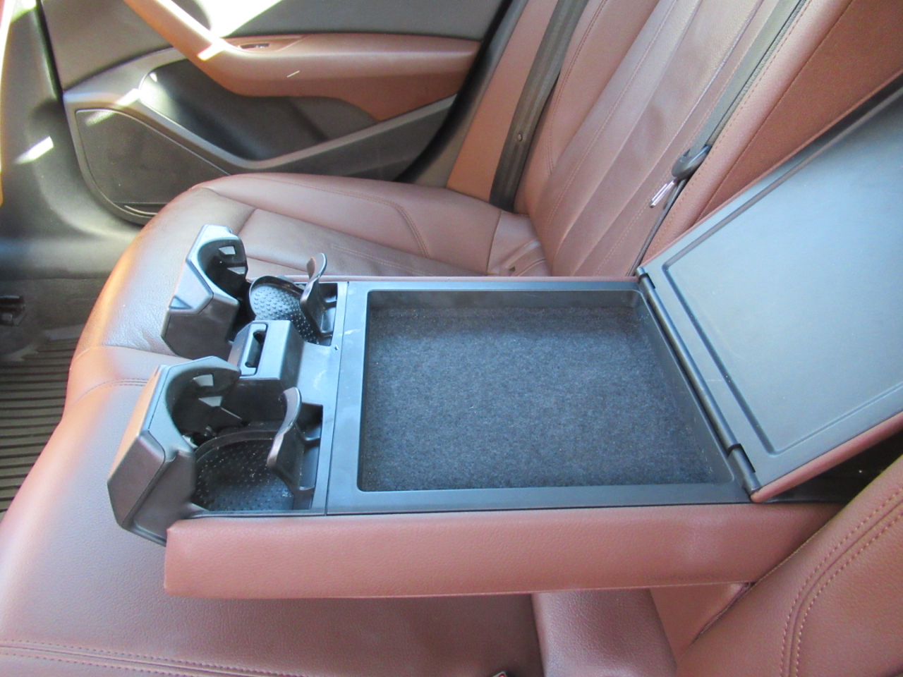 Audi A4 2.0T Premium quattro Sedan 2017 Audi A4 2.0T Premium quattro Sedan 2017