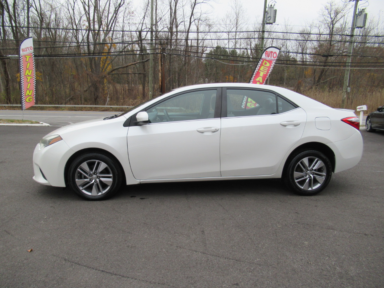 2014 Toyota Corolla Eco photo 4