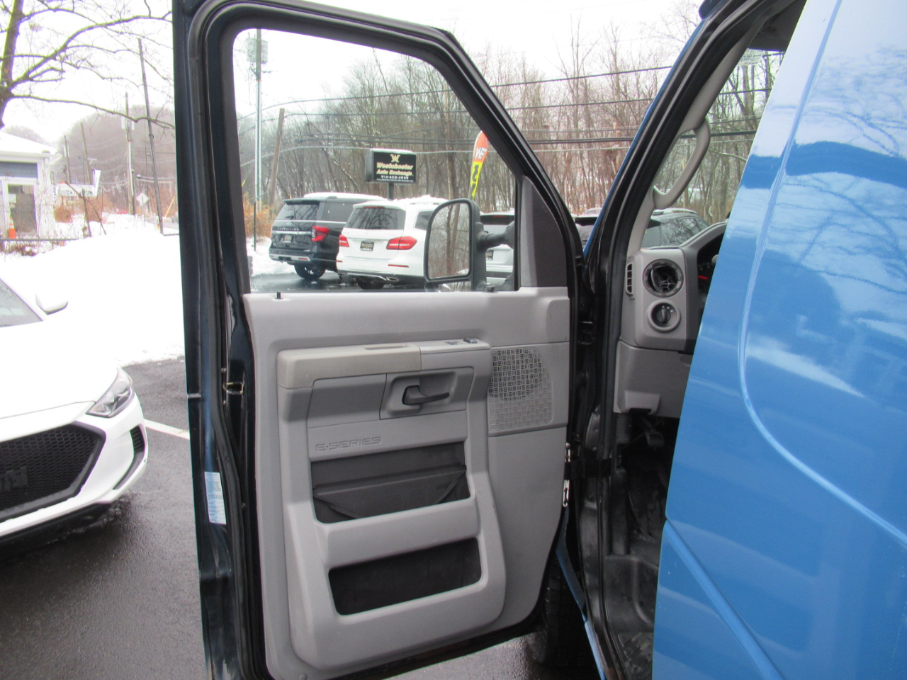 Ford Econoline E-150 2014