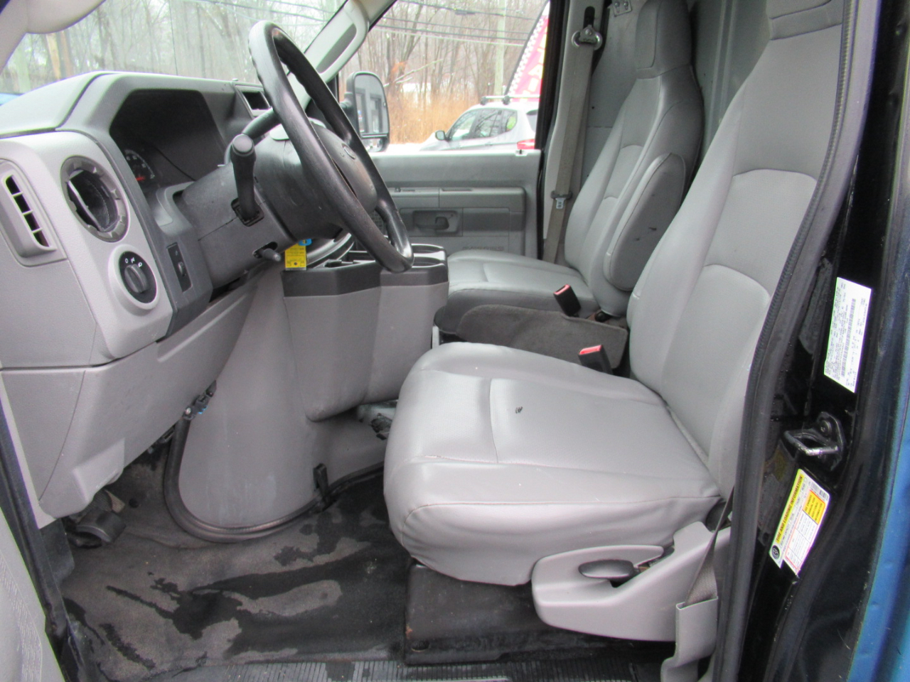 Ford Econoline E-150 2014