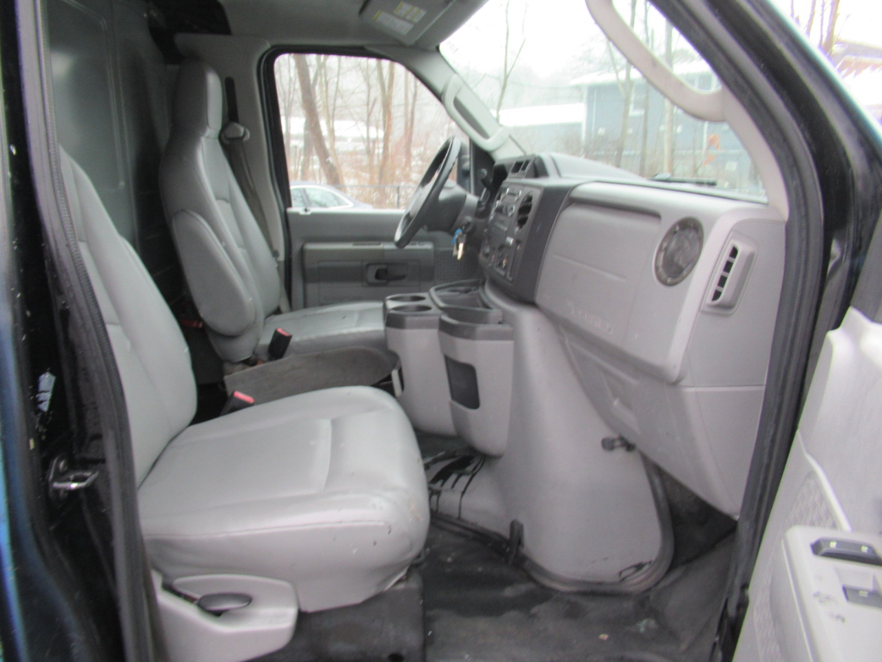 Ford Econoline E-150 2014