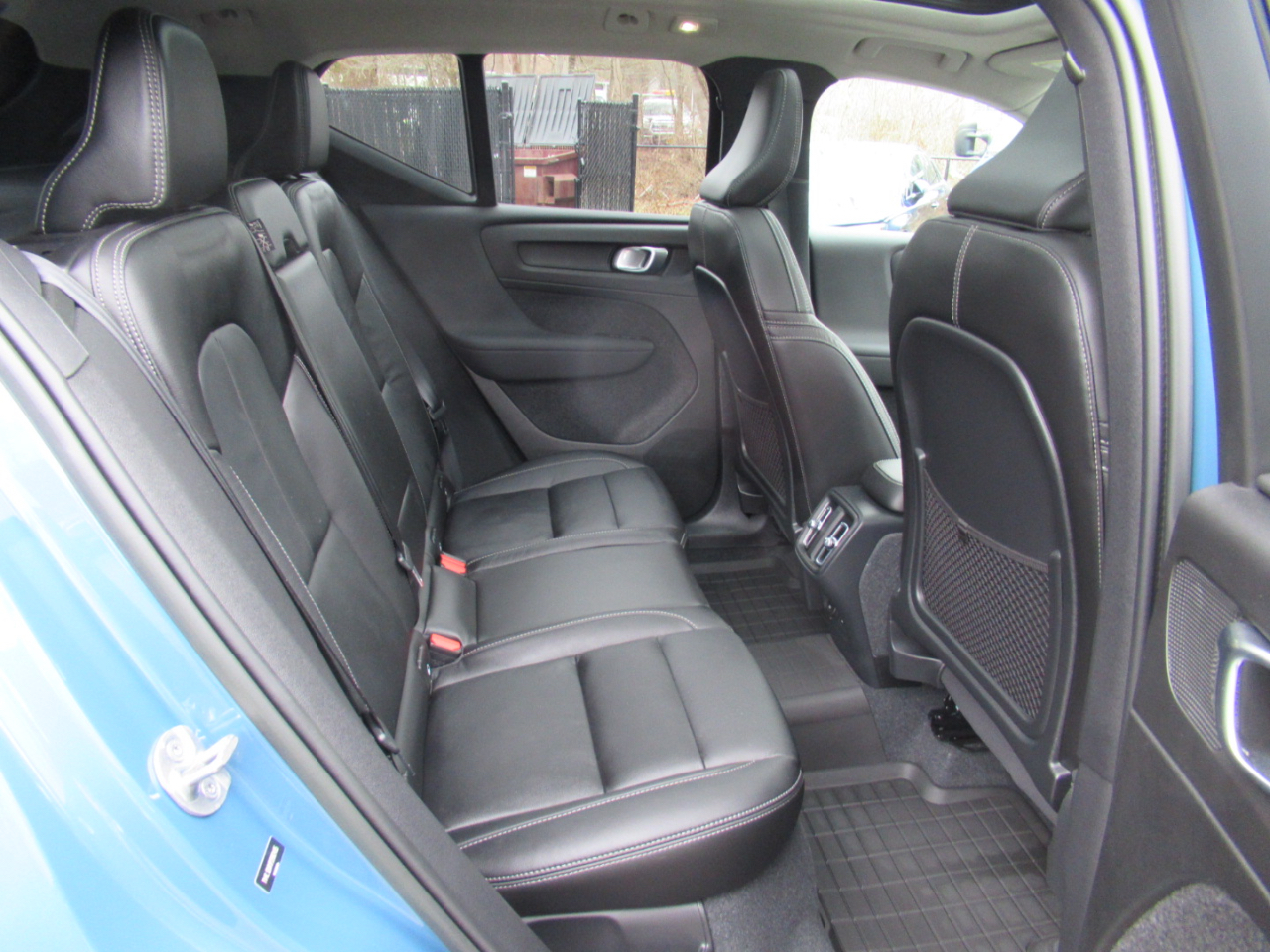 Volvo XC40 B5 Ultimate Dark AWD 2023