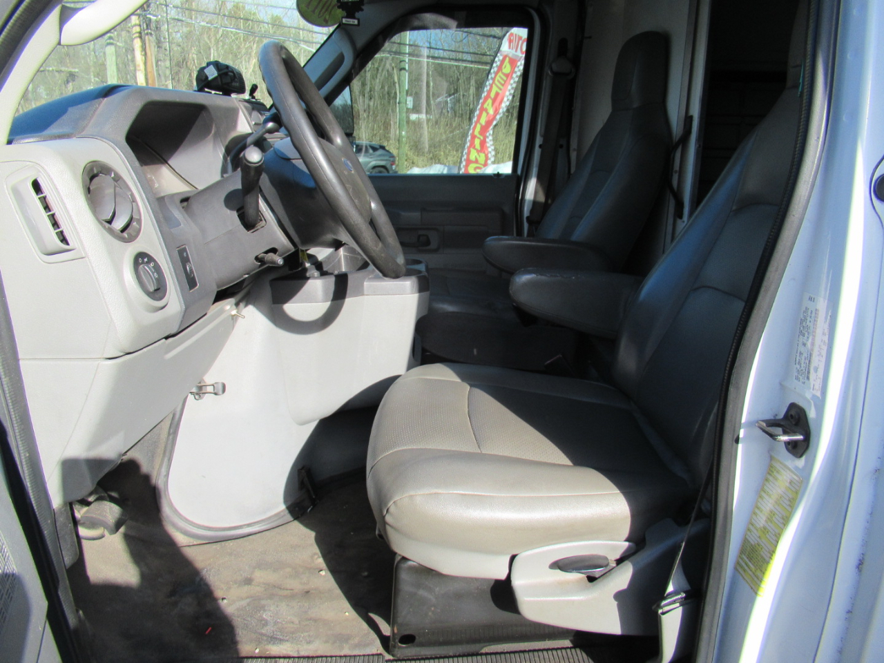 Ford Econoline E450 2011