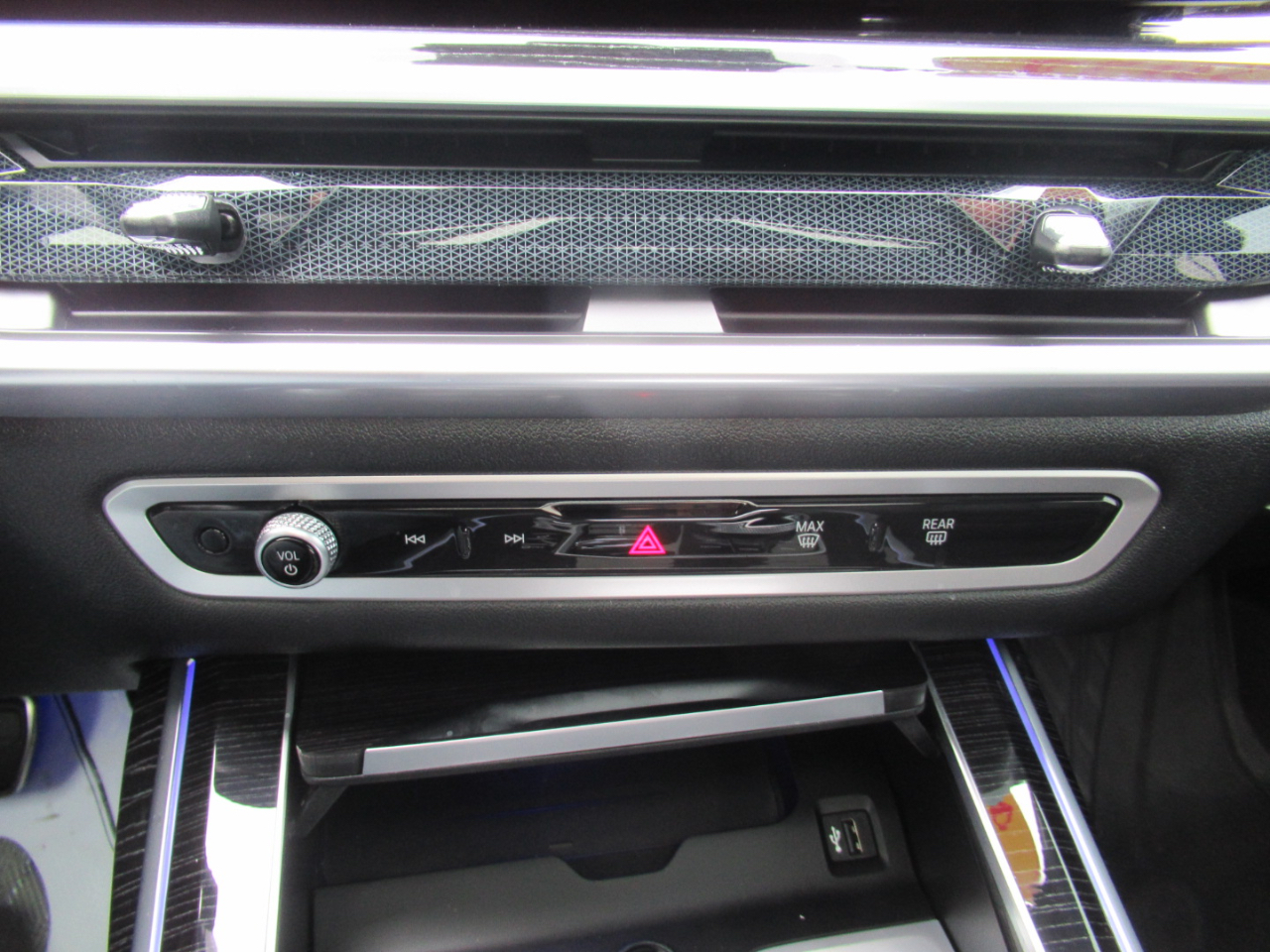 BMW X7 XDrive40i 4D SUV 2024