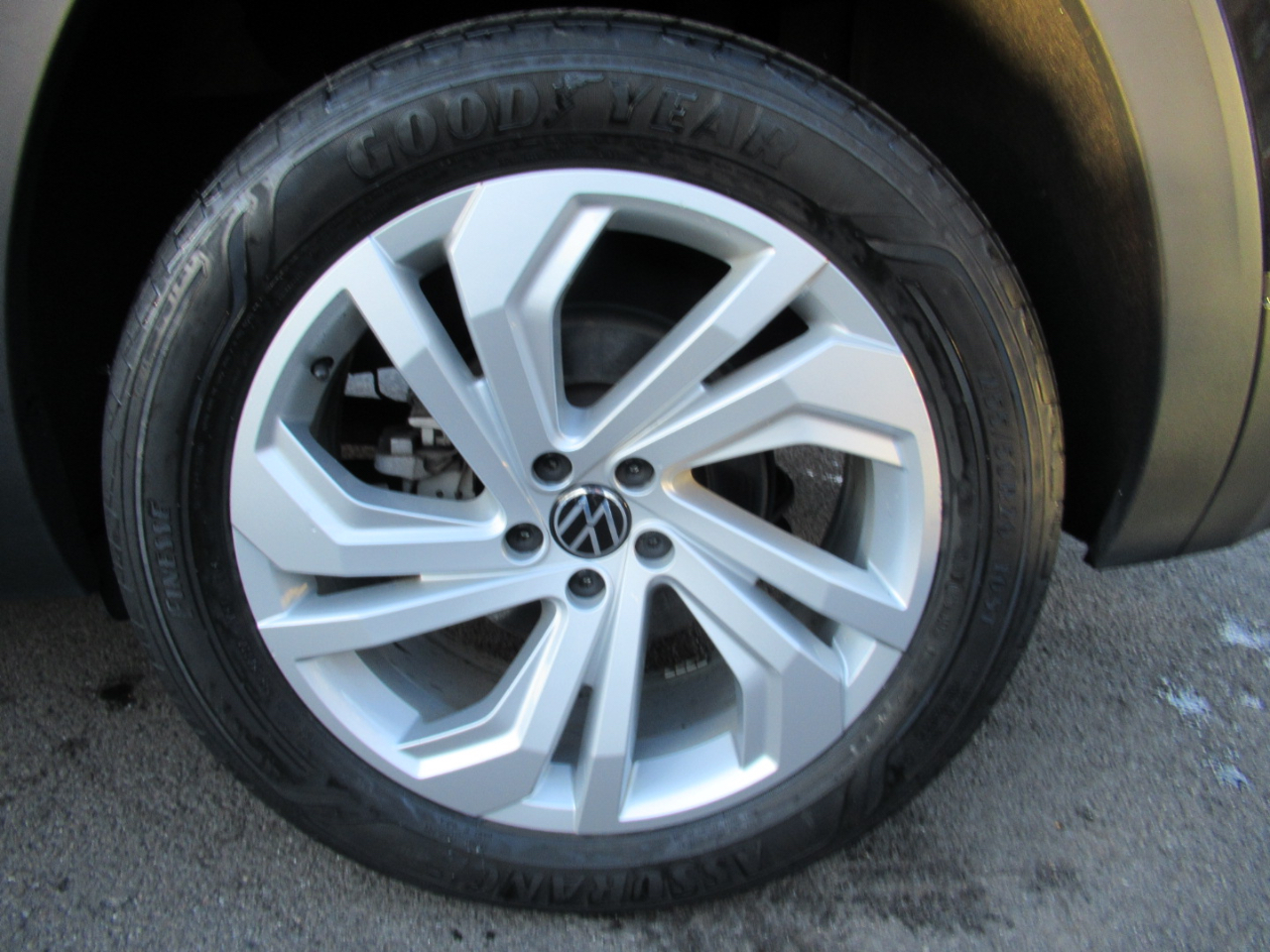 Volkswagen Atlas V6 SE w/Technology 4MOTION 2022