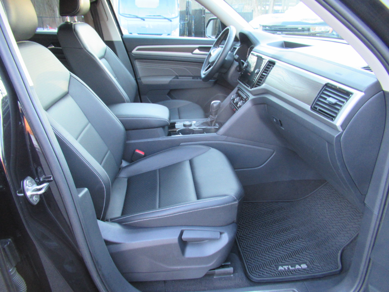 Volkswagen Atlas V6 SE w/Technology 4MOTION 2022