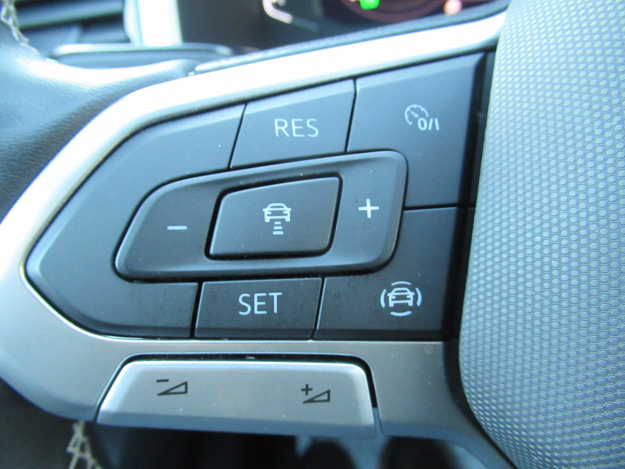 Volkswagen Atlas V6 SE w/Technology 4MOTION 2022