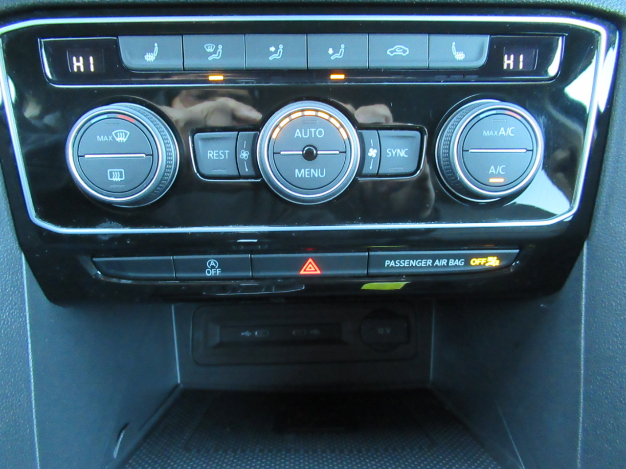 Volkswagen Atlas V6 SE w/Technology 4MOTION 2022