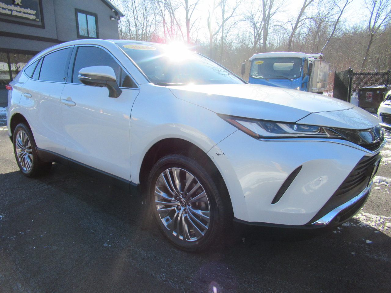 2024 Toyota Venza LE