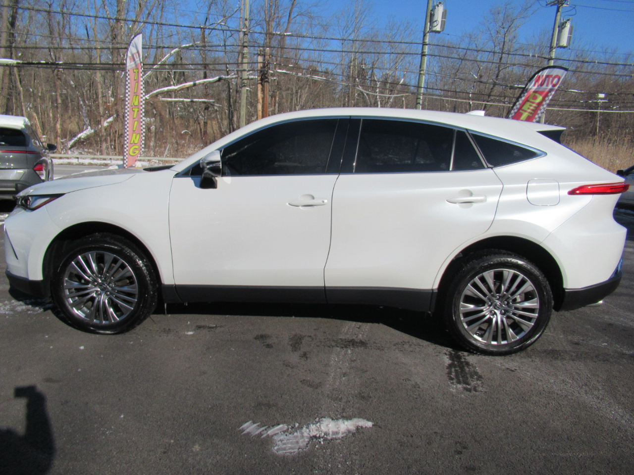 Toyota Venza LE 2024