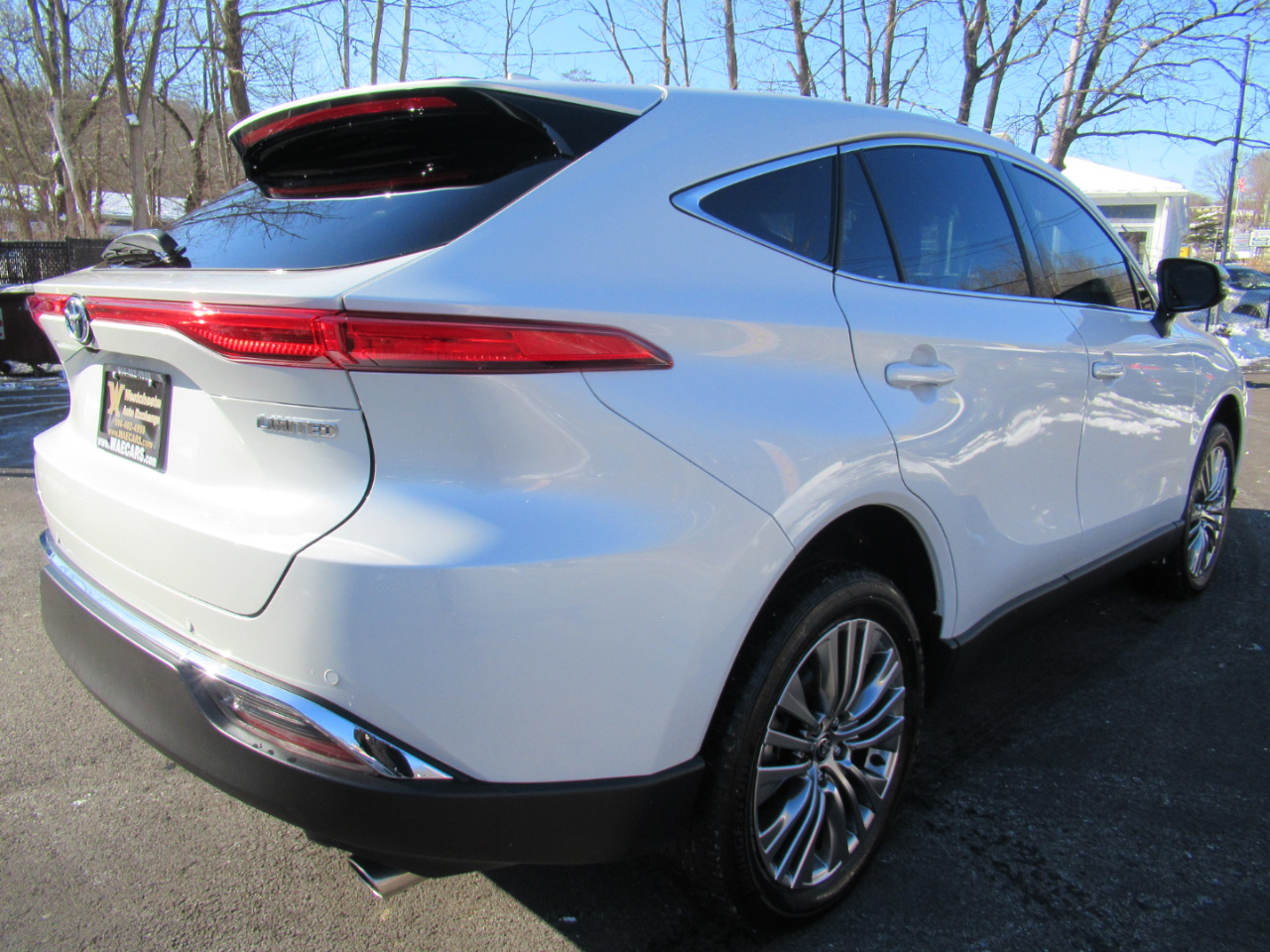 Toyota Venza LE 2024