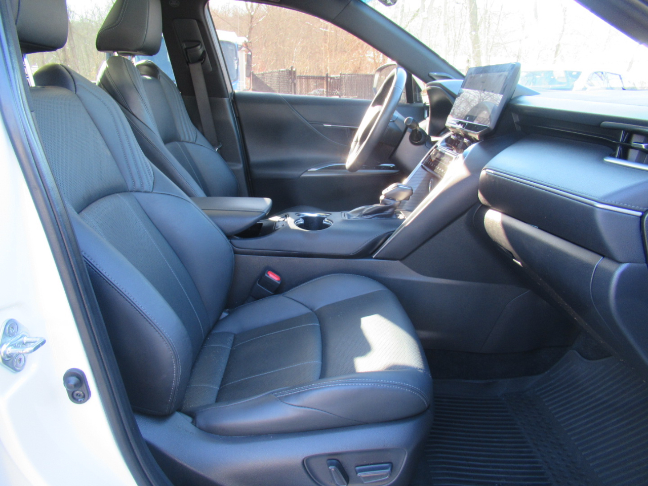 Toyota Venza LE 2024