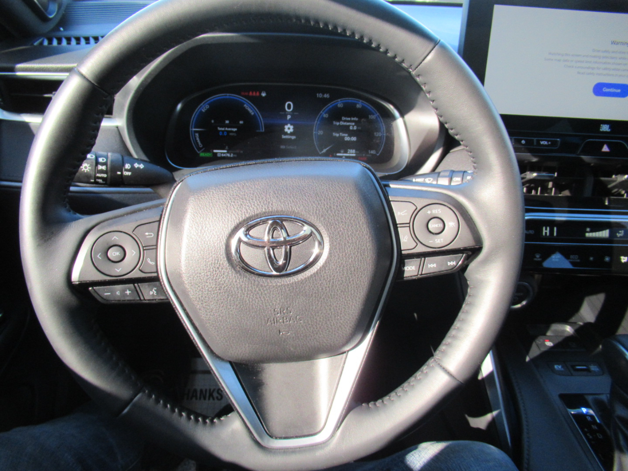 Toyota Venza LE 2024