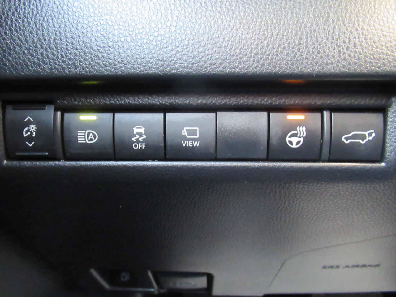 Toyota Venza LE 2024