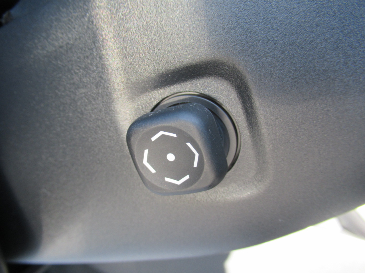 Toyota Venza LE 2024