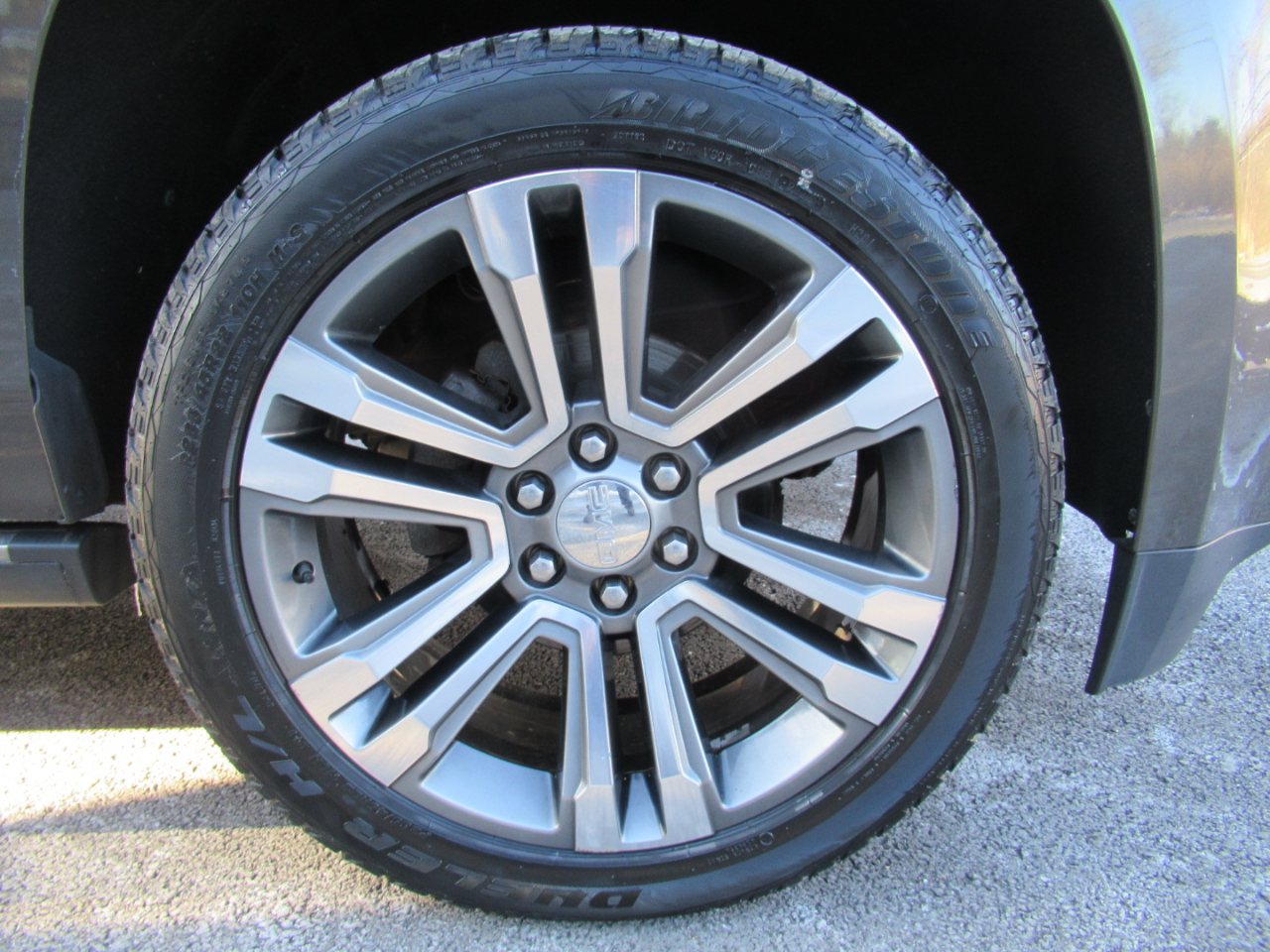 GMC Yukon Denali 4WD 2019