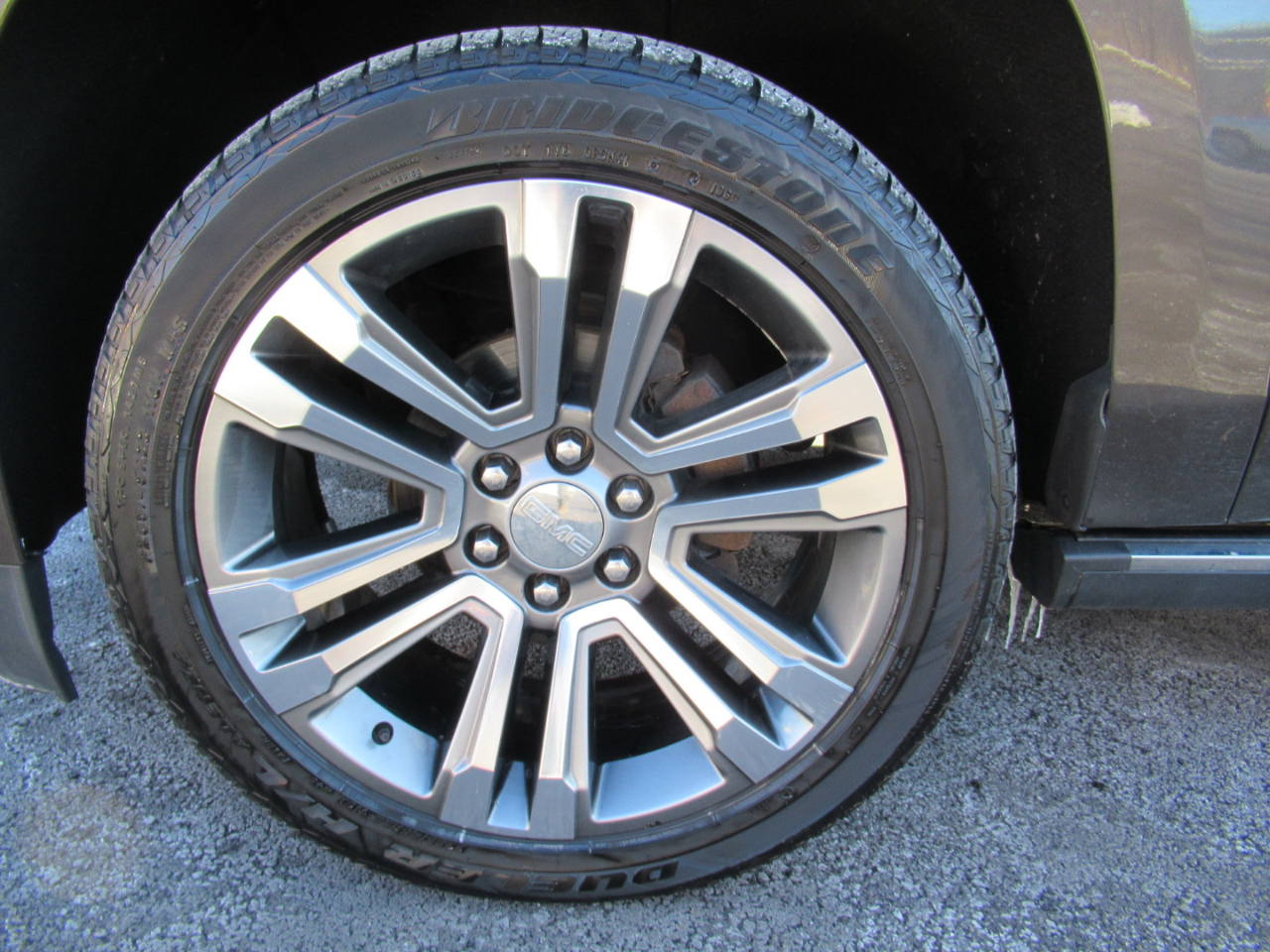 GMC Yukon Denali 4WD 2019