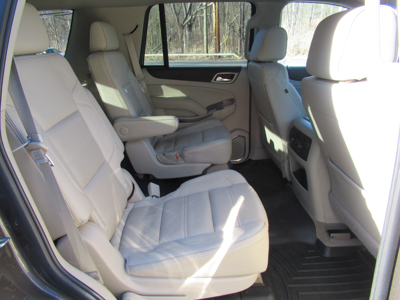 GMC Yukon Denali 4WD 2019