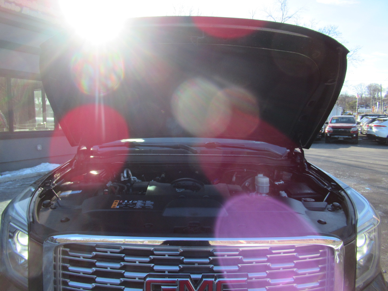 GMC Yukon Denali 4WD 2019