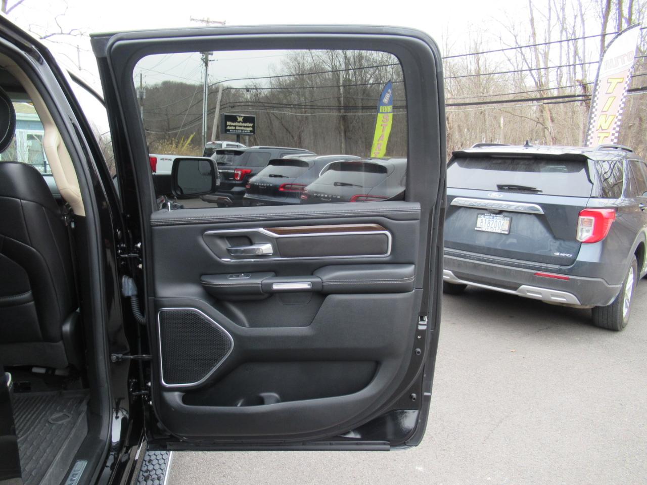 RAM 1500 Laramie Crew Cab SWB 4WD 2021