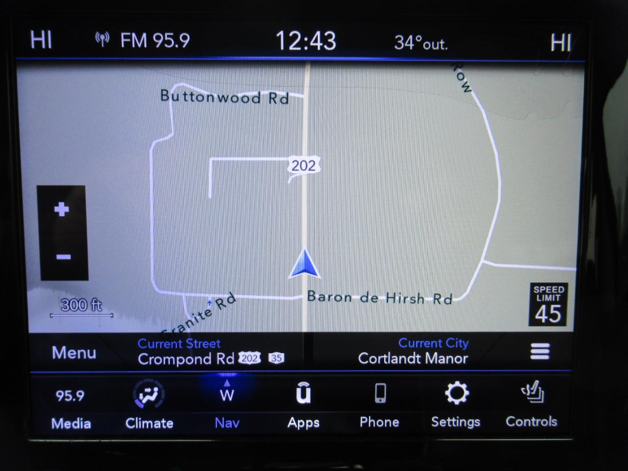 RAM 1500 Laramie Crew Cab SWB 4WD 2021