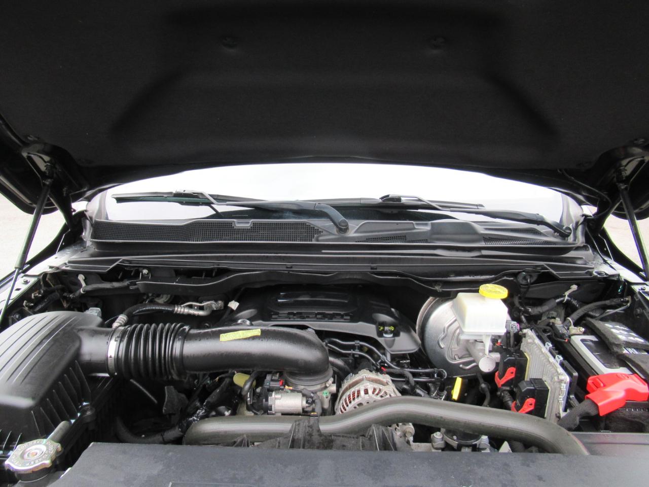 RAM 1500 Laramie Crew Cab SWB 4WD 2021