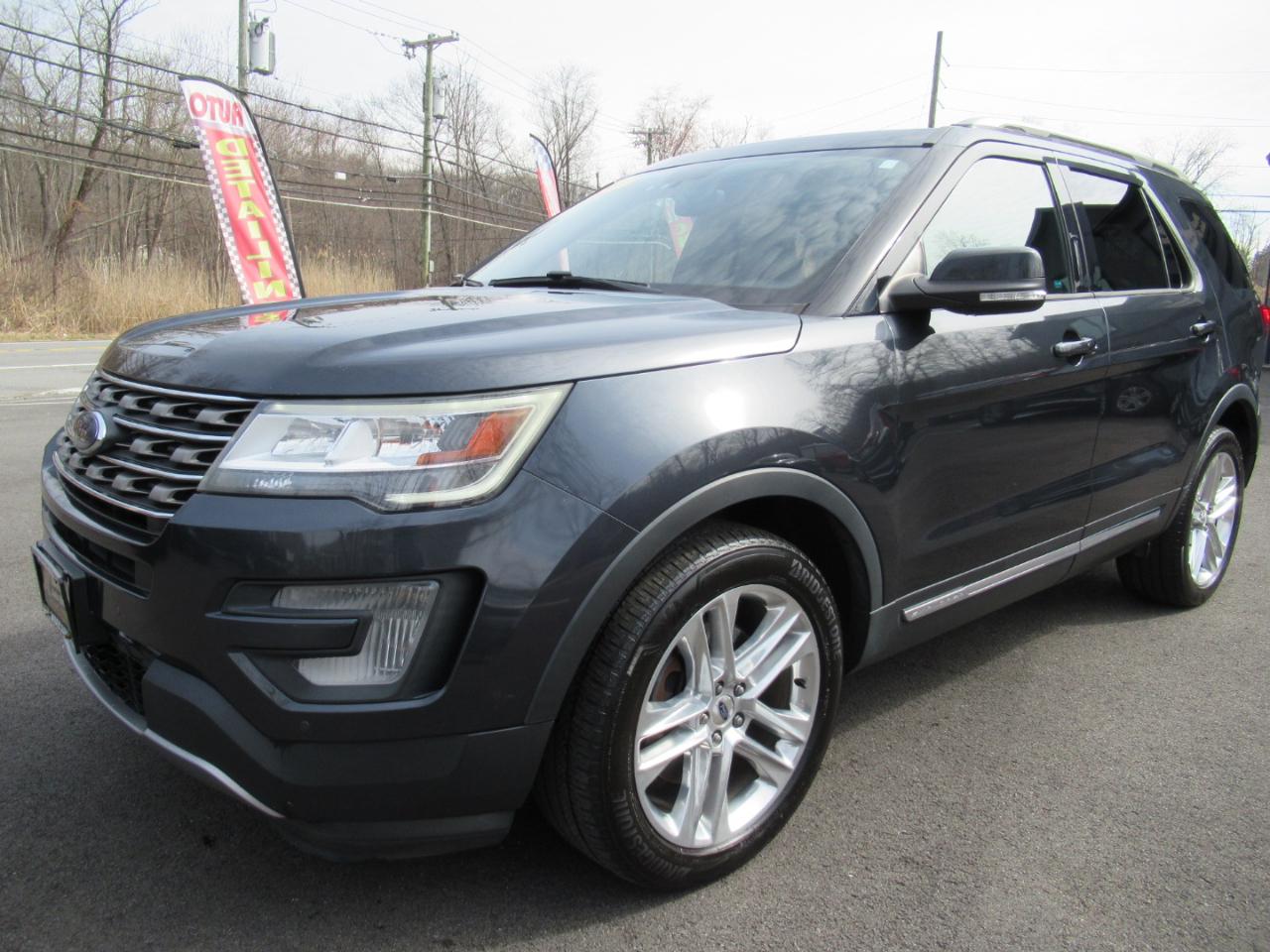 Ford Explorer XLT 4WD 2017