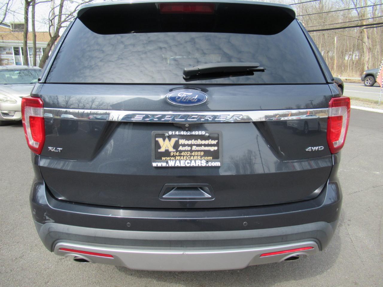 Ford Explorer XLT 4WD 2017