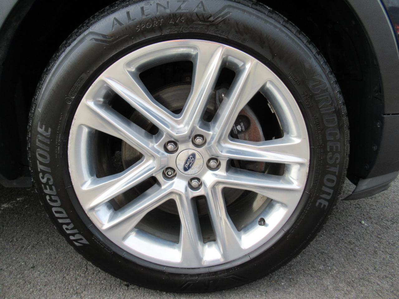 Ford Explorer XLT 4WD 2017