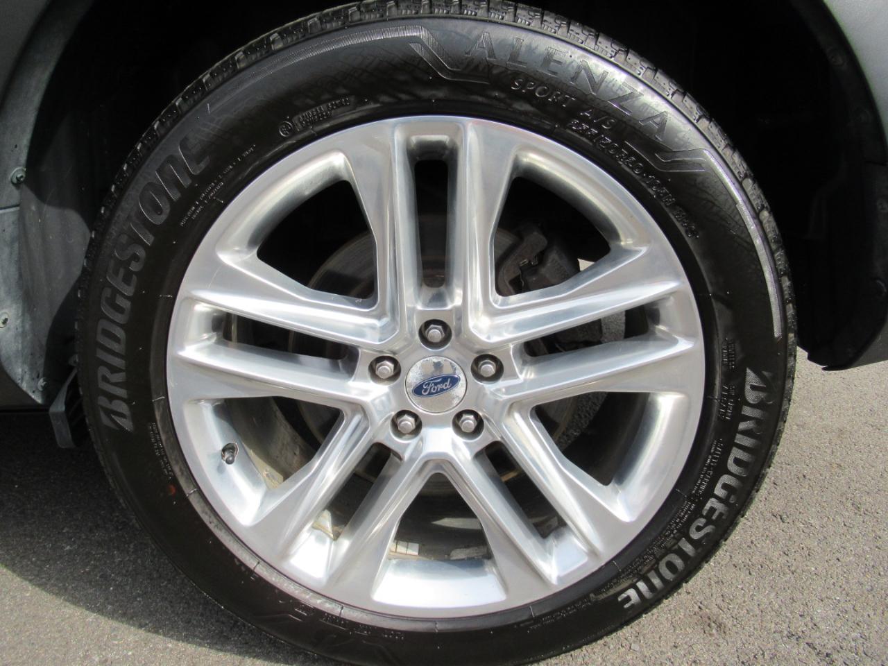 Ford Explorer XLT 4WD 2017