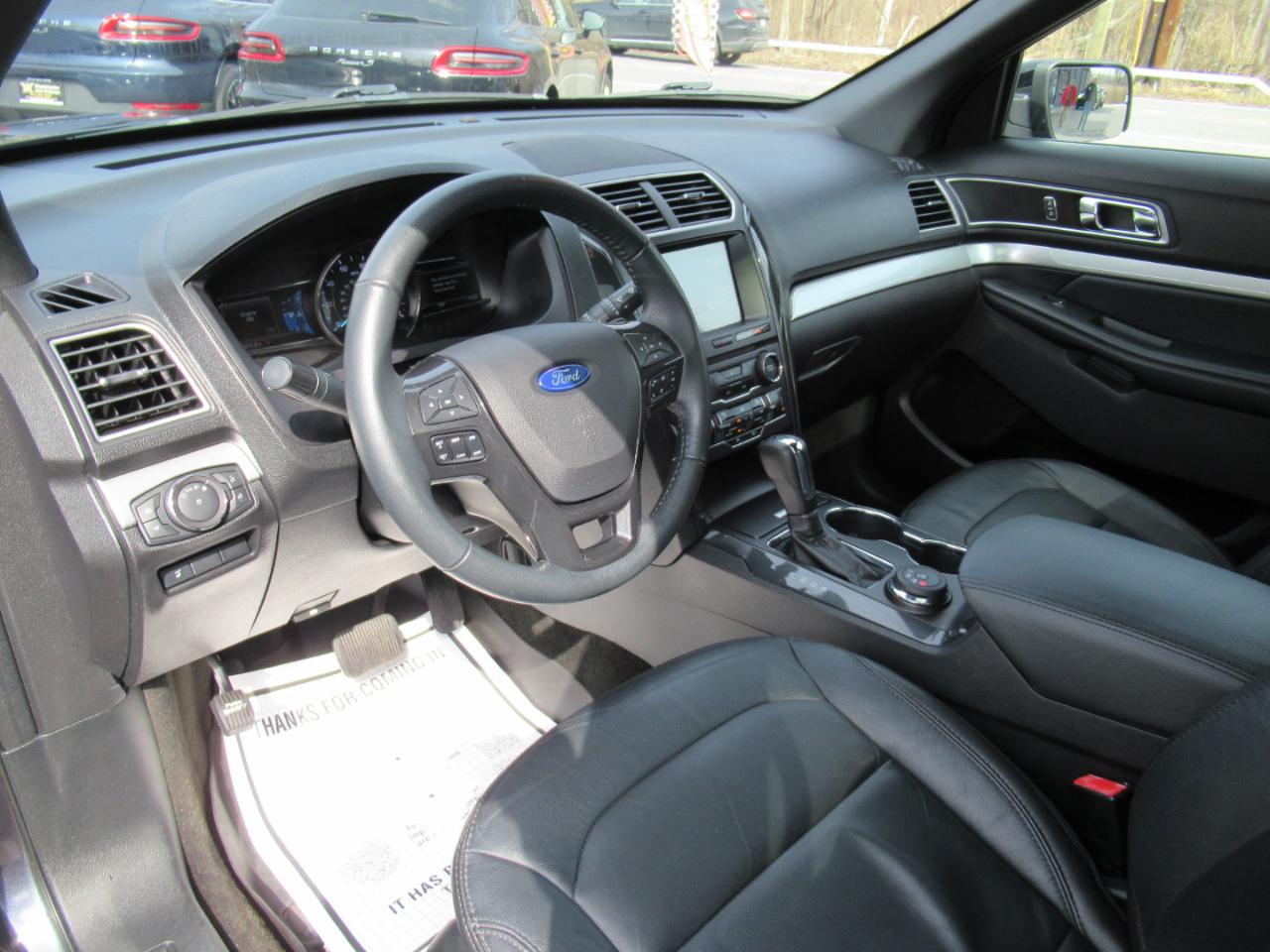 Ford Explorer XLT 4WD 2017