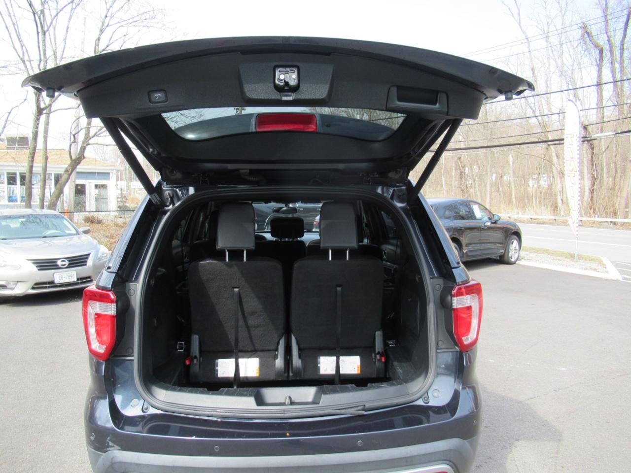 Ford Explorer XLT 4WD 2017