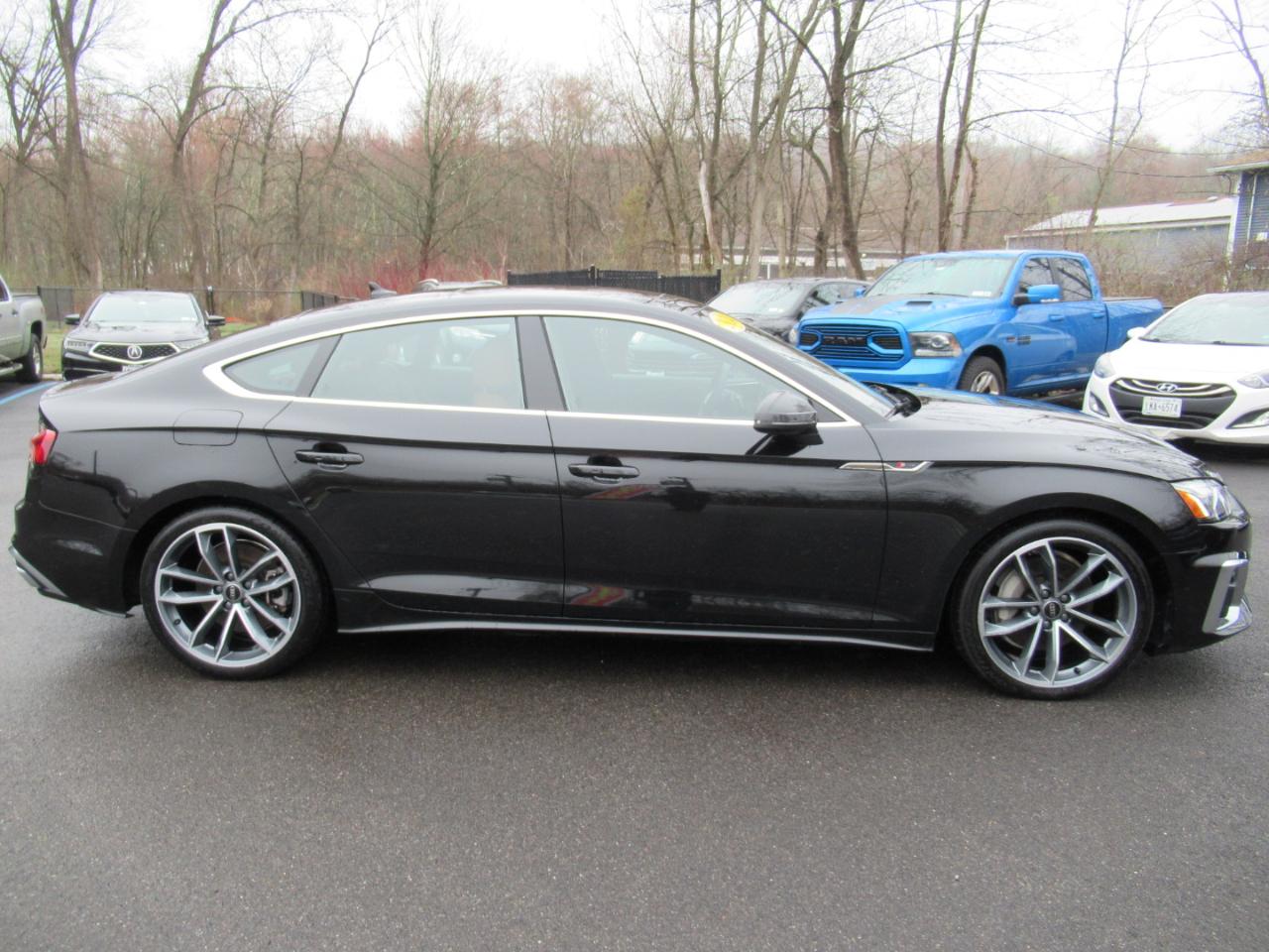 Audi A5 Premium Plus S line 45 TFSII quattro 2024