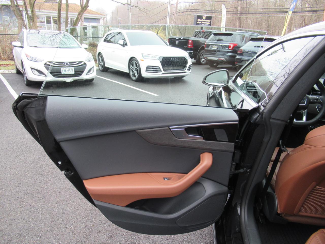 Audi A5 Premium Plus S line 45 TFSII quattro 2024