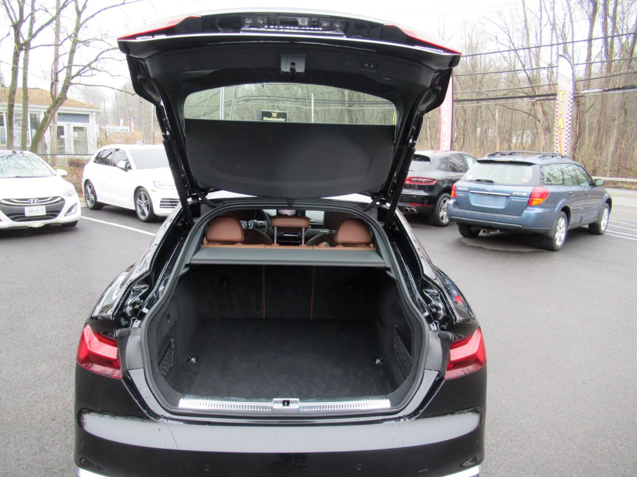 Audi A5 Premium Plus S line 45 TFSII quattro 2024