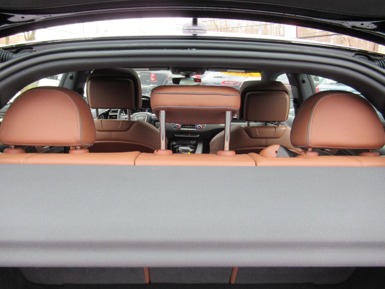 Audi A5 Premium Plus S line 45 TFSII quattro 2024