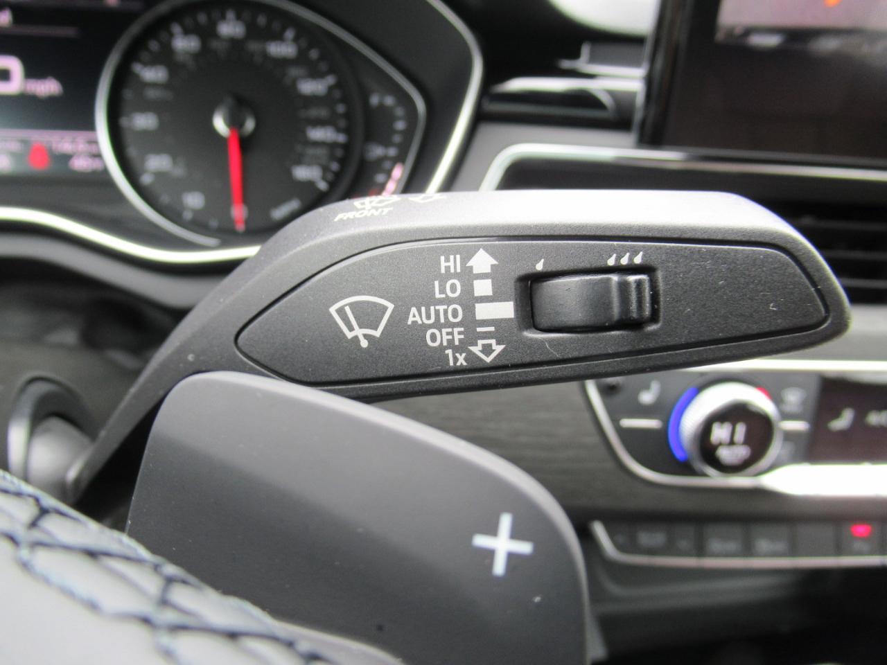 Audi A5 Premium Plus S line 45 TFSII quattro 2024