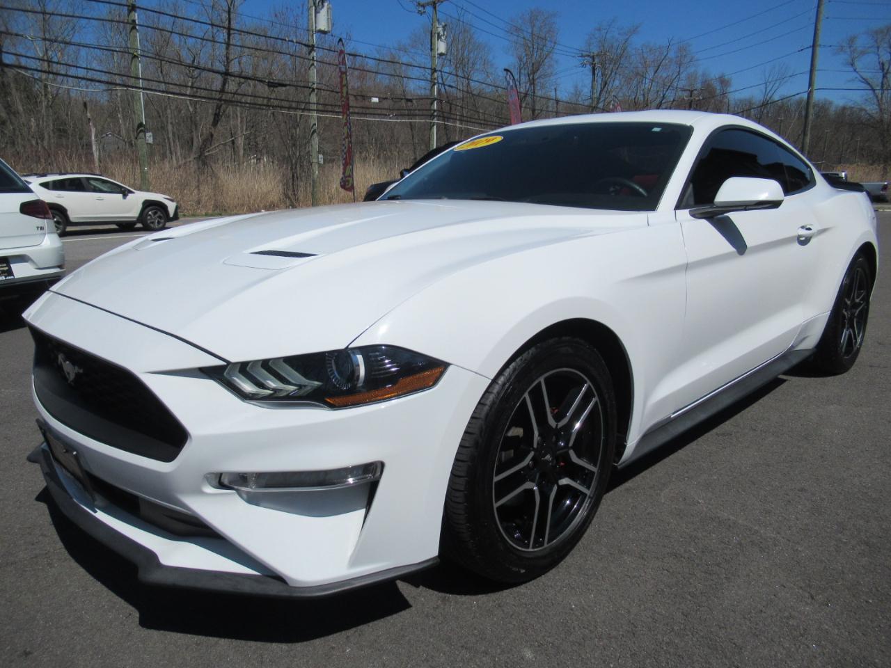 Ford Mustang EcoBoost Coupe 2019